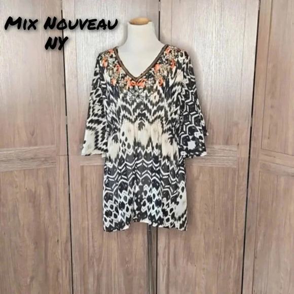 Women's Black and White Patterned Top Tunic - Picture 1 of 12